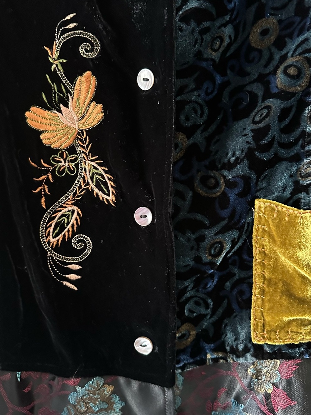 COLDWATER CREEK Velvet Embroidered Patchwork Button-Front Top - Black & Gold - Picture 2 of 9